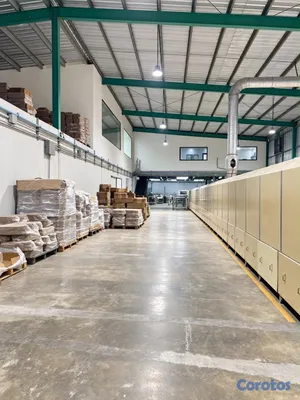apartamentos - venta de Nave industrial  4