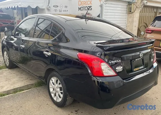 carros - Nissan Versa SV 2017 SPECIAL EDITION 3
