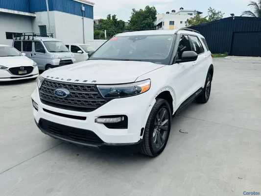 jeepetas y camionetas - FORD EXPLORER XLT 4x4 2021 ✅Clean Carfax/ 106,000 Millas / Panorámica  2