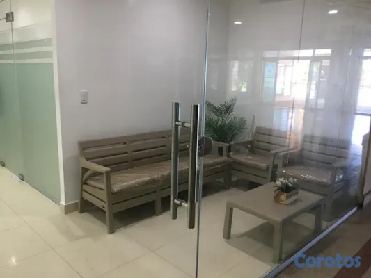 oficinas y locales comerciales - ALQUILO CUBICULOS OFICINA / ESPACIO EN LOCAL MALECON CENTER. 3