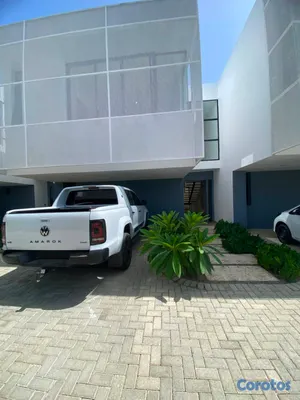 apartamentos - Exclusivo Townhouse en Las Carmelitas | Disponible 12