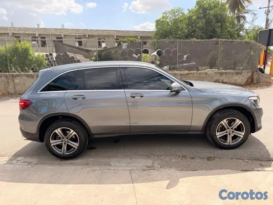 jeepetas y camionetas - 🚘 Mercedes-Benz GLS 200 — 2019 9
