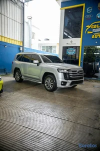 TOYOTA LAND CRUISER 300 GXR 2022
