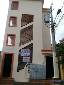 APARTAMENTO-ESTUDIO EN ALQUILER EN LA FERIA . AV. 