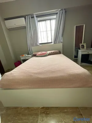 muebles y colchones - Cama full/queen SIN COLCHÓN  2