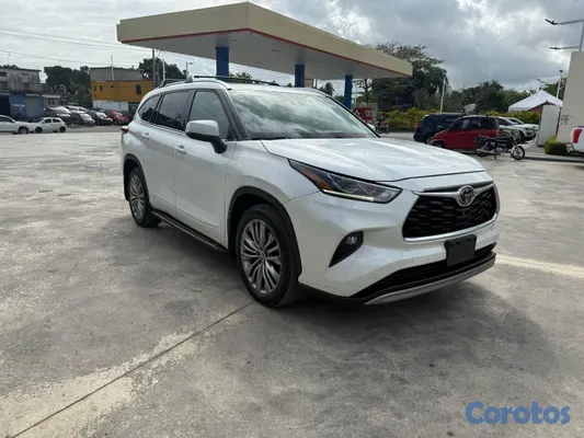 jeepetas y camionetas - Toyota higlander platinum 2021 10
