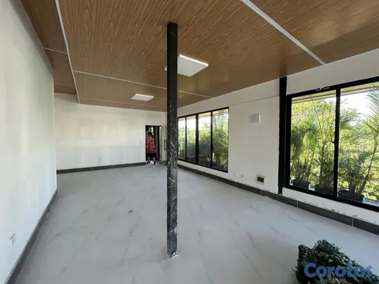 oficinas y locales comerciales - Alquiler de local corporativo en Bella vista 3
