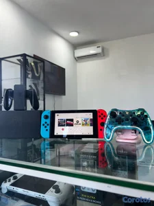 Nintendo Switch V2 + Dock + Joy-Con Grip + Control RGB LED + Micro SD 128G