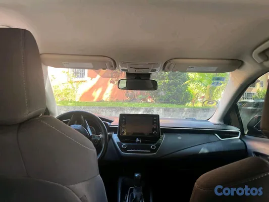 carros - Toyota Corolla LE 2020 Financiamiento disponible ,negociable 6