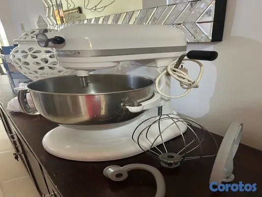 electrodomesticos - Batidora profesional de 600 marca KitchenAid, accesorios y bulto para guardaR 2