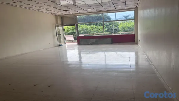 oficinas y locales comerciales - Local Comercial en Venta en Renacimiento 3