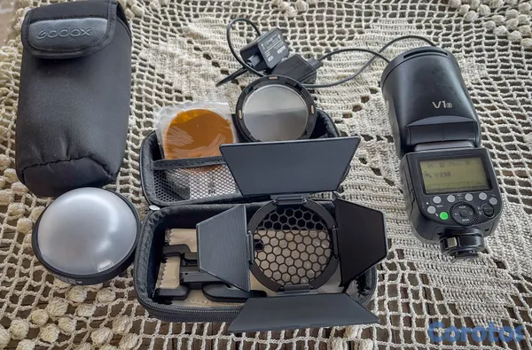camaras y audio - Flash Godox V1 y Kit de Accesorios 3