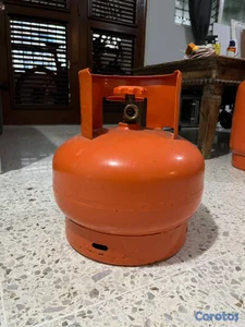 Tanque de gas propano pequeño 12lbs