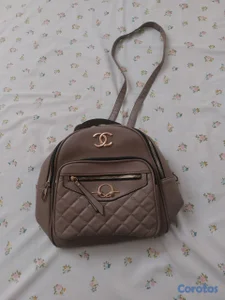 Cartera Tipo Mochila de mujer nueva