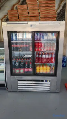 equipos profesionales - Exhibidor refrigerador botellero  2