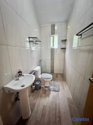 casas vacacionales y villas - CASA AZUL EN VENTA | LAGOS DE REYES, GUERRA 11