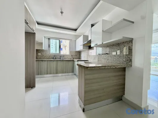 apartamentos - Apto en Venta y/o Alquiler de 3 Habitaciones en Be 9
