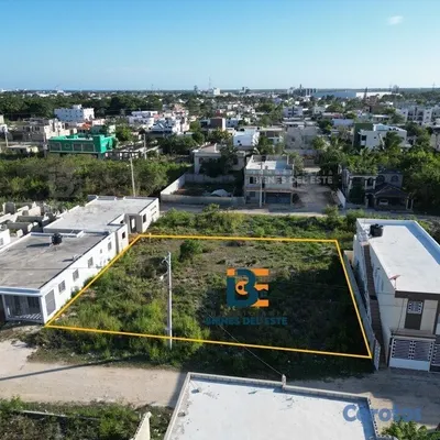 solares y terrenos - Se vende Terreno de (600) metros en Villa Visan, S 6