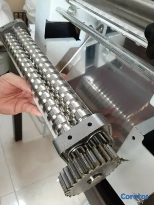 equipos profesionales - Laminadora para masas. pastelitos, hojaldre, panes, galletas. 5