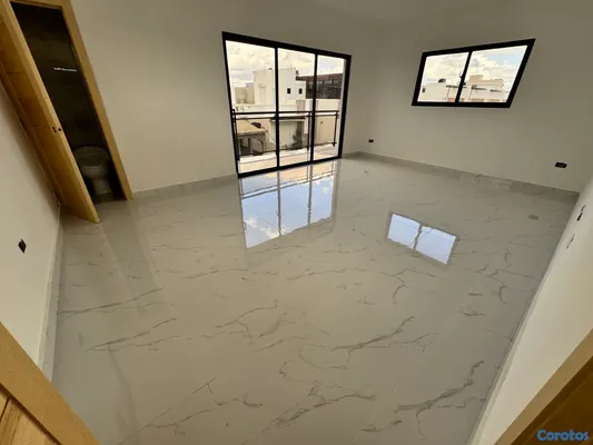 apartamentos - venta de casa de lujo con piscina y 4 habitaciones en la autopista de san isidro 7