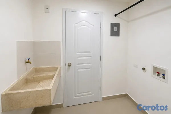 apartamentos - Apartamento en alquiler en Aura Gardens – 4 habita 14