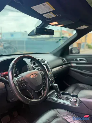 jeepetas y camionetas - Ford Explorer Platinum 3
