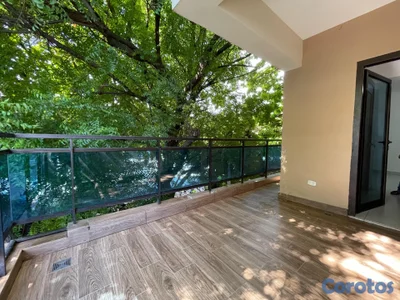 Apartamento con terraza 30 de mayo. Prox Av Indepe