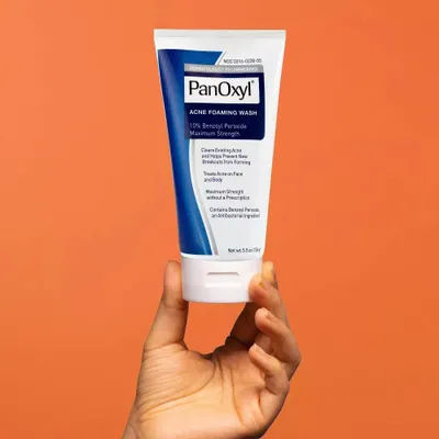 Salud y Equipamiento Médico - Panoxyl Limpiador Facial Acne 3