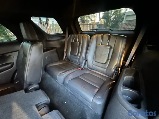 jeepetas y camionetas - Ford Explorer XLT 2015  8