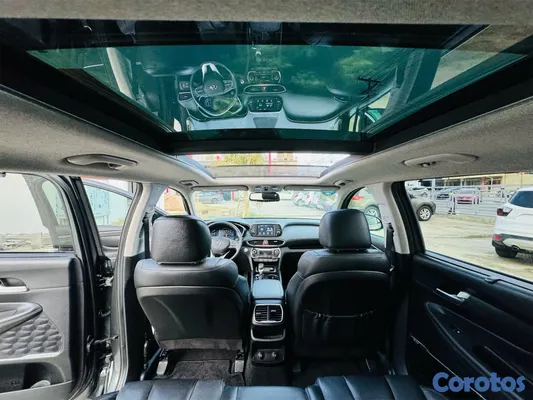 jeepetas y camionetas - HYUNDAI SANTA FE SEL 2020 10