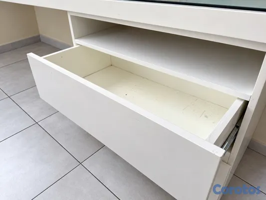 muebles y colchones - Vendo mueble tipo escritorio con mueble television 3
