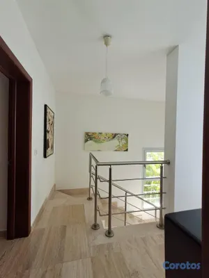 casas vacacionales y villas - Playa Nueva Romana: villa amueblada de 4 habitaciones con jardín 2