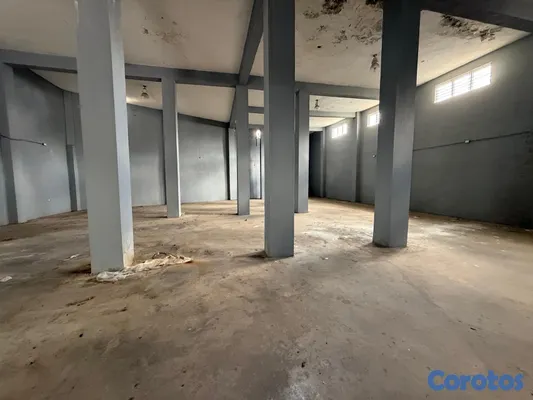 oficinas y locales comerciales - Nave en Alquiler  2
