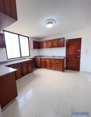 apartamentos - ALQUILO EN PIANTINI APARTAMENTO CON SHERATCK SUPER AMPLIO Y MODERNO POR DENTRO 9