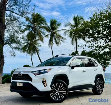 jeepetas y camionetas - Toyota rav4 2025 xle  10