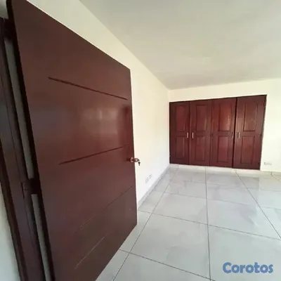 apartamentos - Av. Independencia. 4to piso, 3 habitaciones, 2 bañ 5