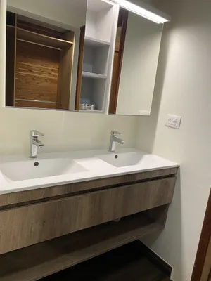 apartamentos - Apartamento en Alquiler en Paraiso: ¡Piso Alto, Oportunidad Única! 3