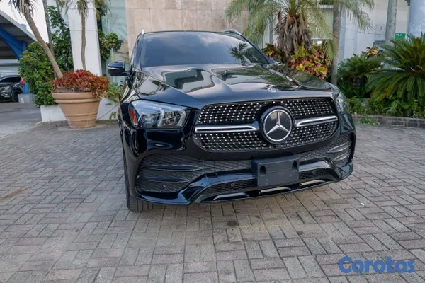 jeepetas y camionetas - Mercedes benz gle 350 2020 4matic clean carfax  6