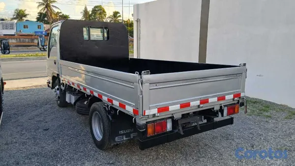 camiones y vehiculos pesados - VENDO CAMION ISUZU ELF 2015 FINANCIAMIENTO DISPONI 7