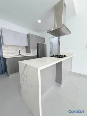 apartamentos - alquiló piso 13 naco con línea blanca una habitación 1.5 baños parqueo  3