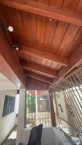 Pérgola más hierros y puertas 