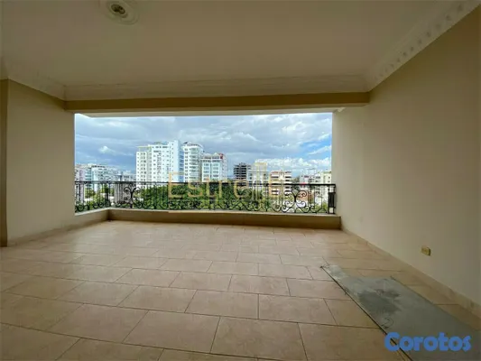 penthouses - Penthouse en venta de 4 pisos (550mt2) de 4 habitaciones en Urbanizacion Real 6