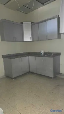 oficinas y locales comerciales - Alquilo Local en ubicación estratégica en La Rómulo Excelente Punto Comercial 5