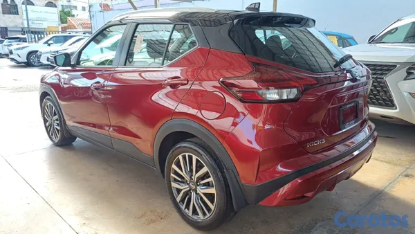 jeepetas y camionetas - NISSAN KICKS SV 2021 9