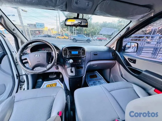jeepetas y camionetas - HYUNDAI GRAND STAREX IMPORTADA 2021 | 12 PASAJEROS 7