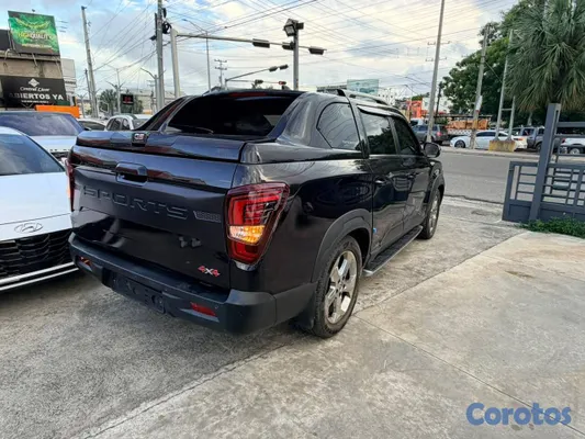 jeepetas y camionetas - SSANGYONG REXTON SPORTS 2021 2.2 TURBO DIÉSEL 4X4  6