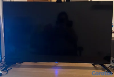 TV JVC 40 pulgadas QLED, nueva, recién sacada de l