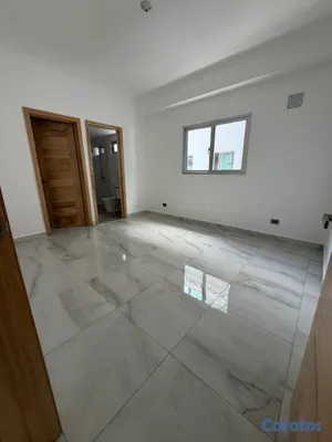 apartamentos - vendo en el millón piso 4 nuevo dos habitaciones 2.5 baños dos parqueos servicio 18