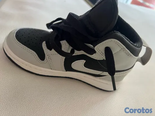 ropa y zapatos - teni de niños  2