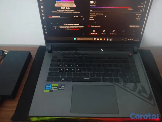 computadoras y laptops - Laptop gamer Asus ROG Strix G16 con un Intel core i7 13650HX y una RTX 4060 8GB  2